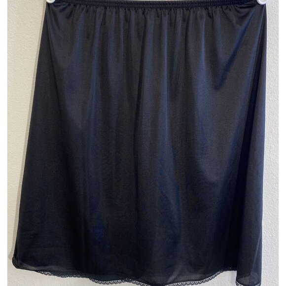Jupon Blanc Montgomery Ward - Mi-longue - Taille M - 100% Nylon Antron - USA